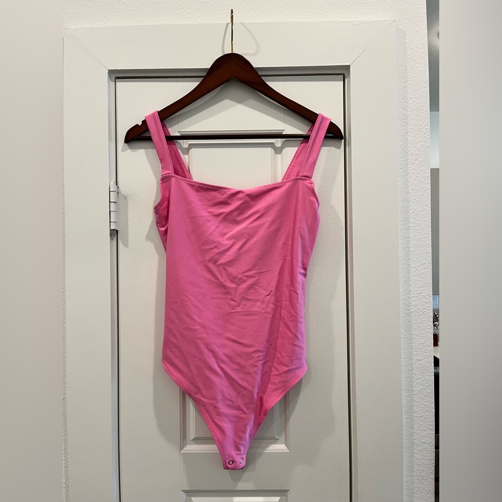 COMPRESSION SHINE BODYSUIT | SORORITY PINK003 - SORORITY PINK003 / L